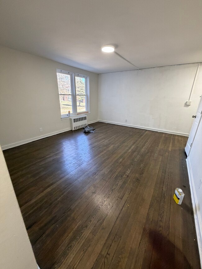 Building Photo - 676 Park Ave