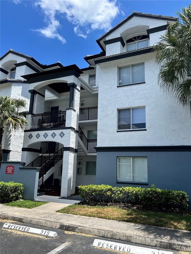 Foto del edificio - 10050 NW 44th Terrace