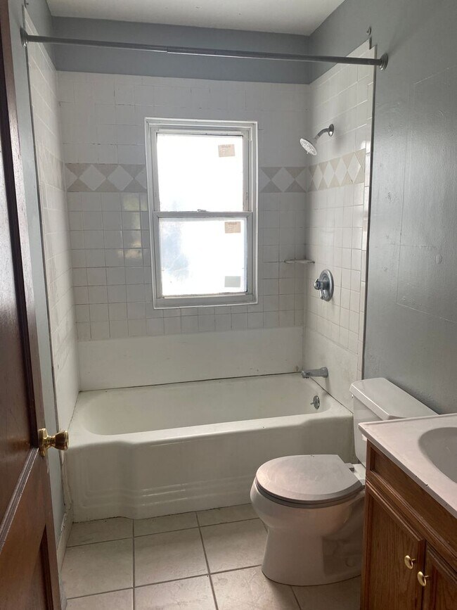 Foto del edificio - 320 Boston Ave