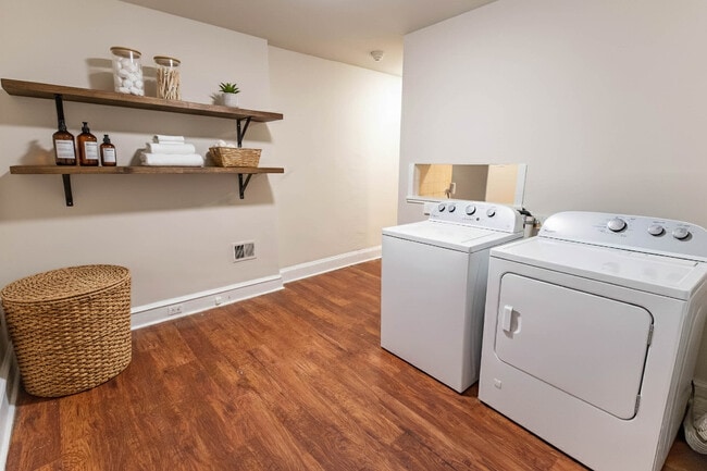 Building Photo - 3929 Baltimore Ave