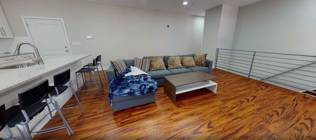 Photo - 549 Armstrong St Apartments