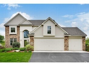 Building Photo - 730 Tilia Ln