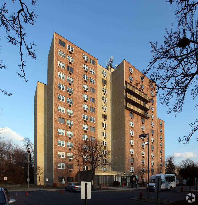 Primary Photo - Robert H. Stinson Towers