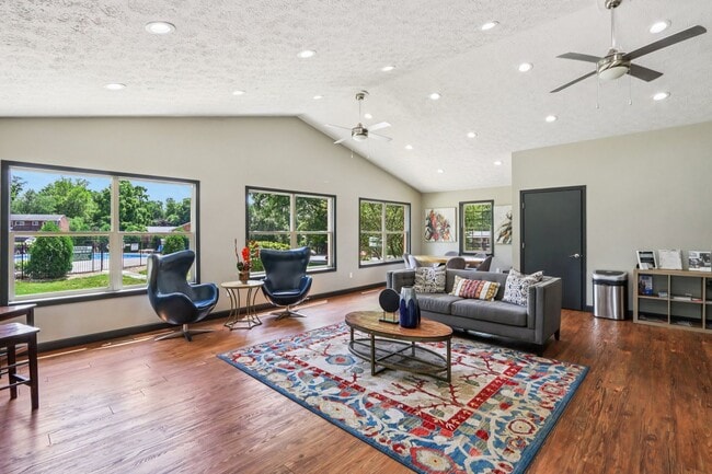 Building Photo - Meadow Park Apartments | Specials Available