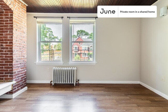 Foto del edificio - Room in Shared 9 bed/2 bath home in Brighton