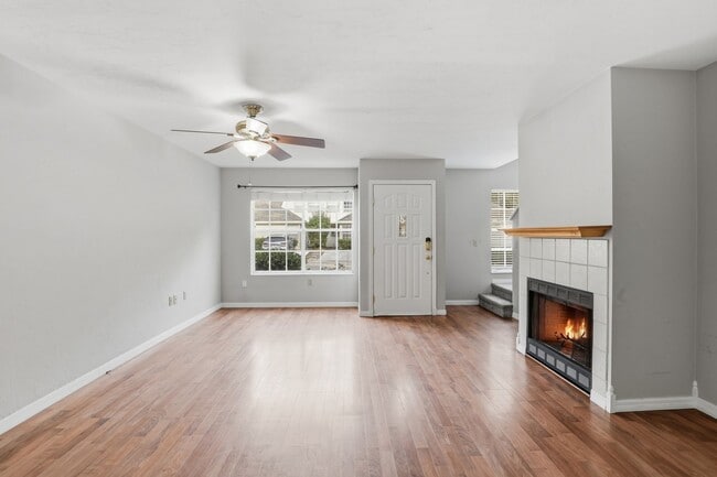 Building Photo - Townhome in Plantation Villas - Haile Plantation