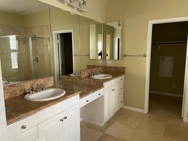 Building Photo - 6072 Roselle Meadows Trl
