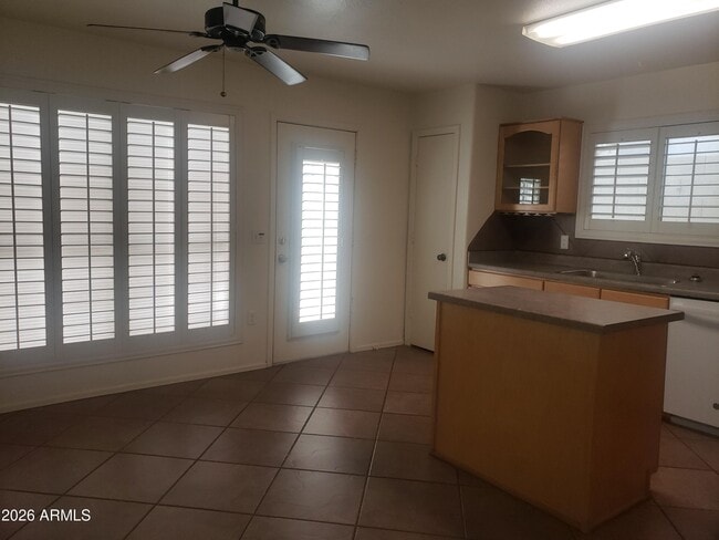 Building Photo - 1141 N Sicily Dr