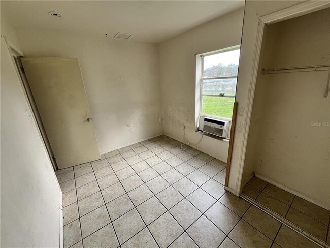 Foto del edificio - 311 E Magnolia St