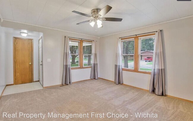 Foto del edificio - 2 br, 2 bath House - 700 N Oak