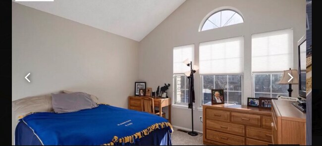 Foto del edificio - 9645 W Chatfield Ave