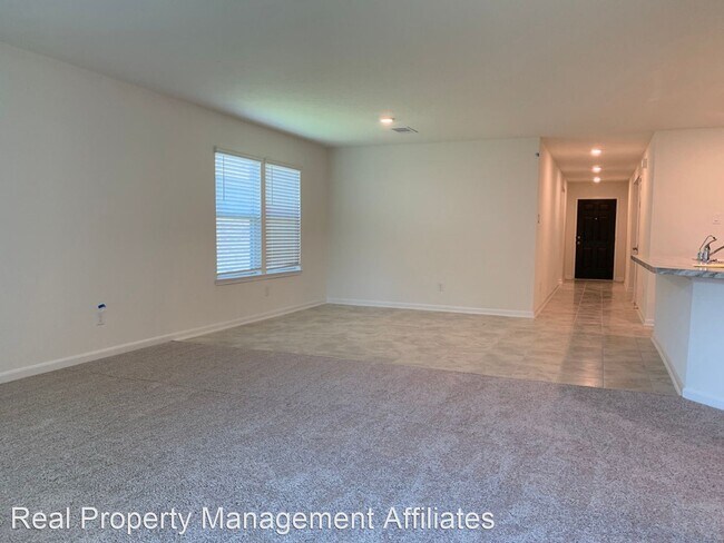 Foto del edificio - 3 br, 2 bath House - 28311 Little Hollow Ct