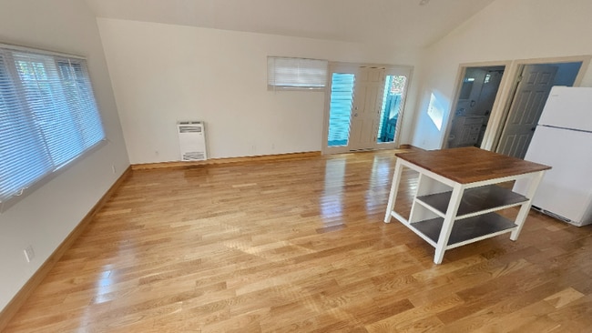 Building Photo - 437 Altair Pl