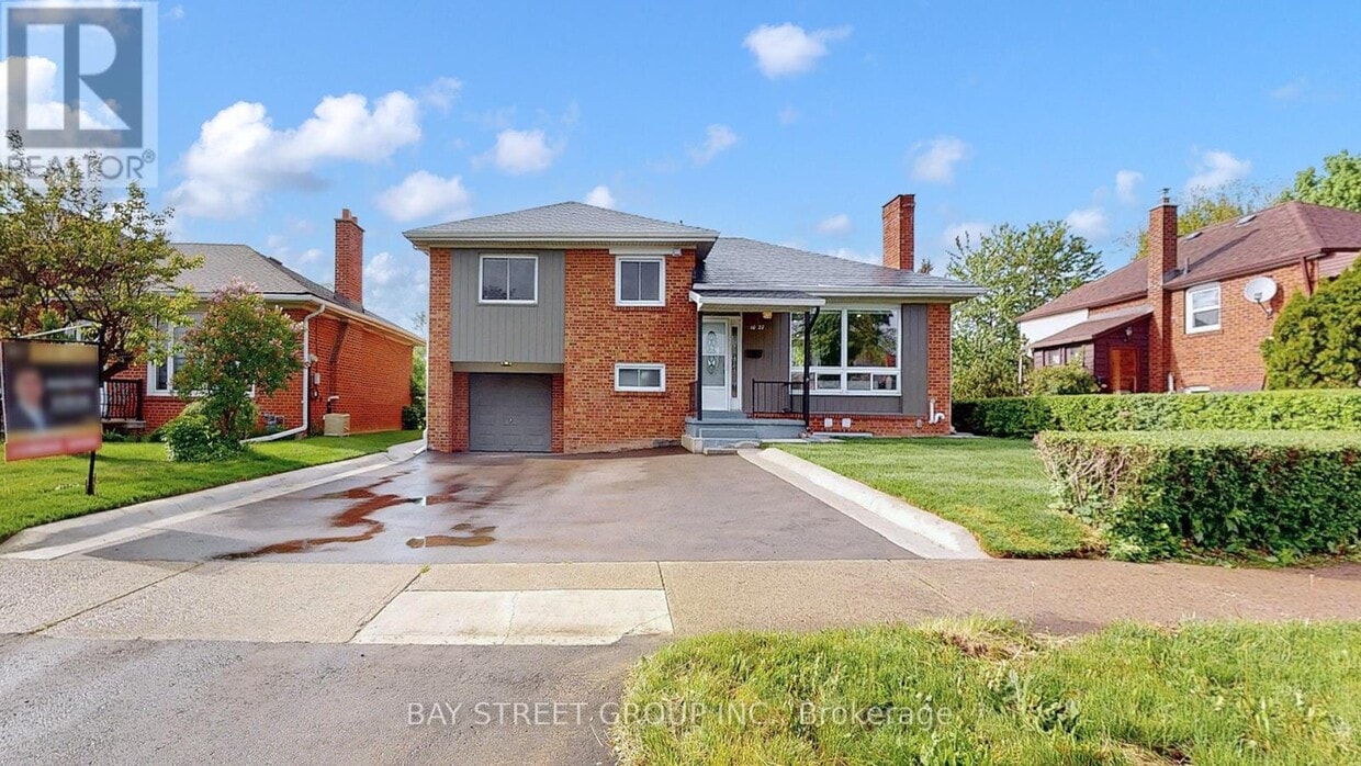 Photo principale - 4022 Bloor St W