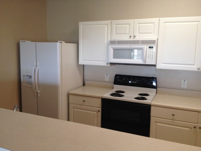 Building Photo - 1429 Villa Capri Cir