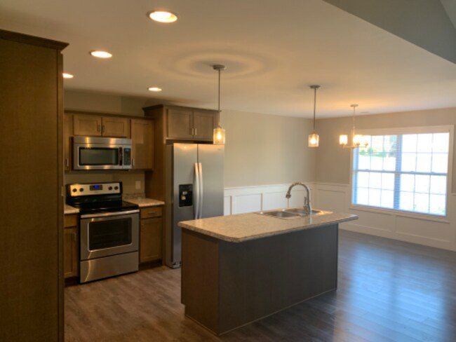 Foto del edificio - 3601 Meredith Lynn Wy