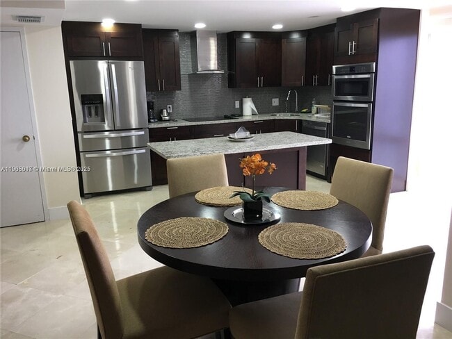 Building Photo - 881 Ocean Dr