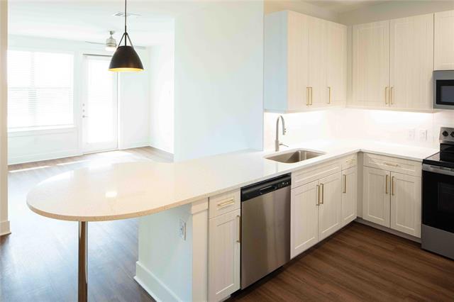 Foto del edificio - 108 N US Hwy 377