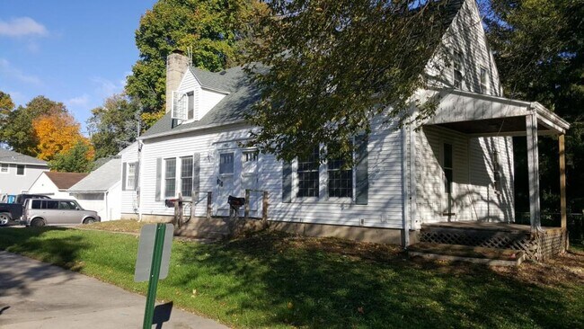 Foto del edificio - 862 9th Ave SE