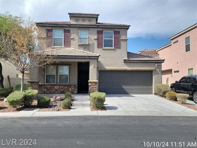 Building Photo - WONDERFUL 2-STORY HOME IN THE SW!