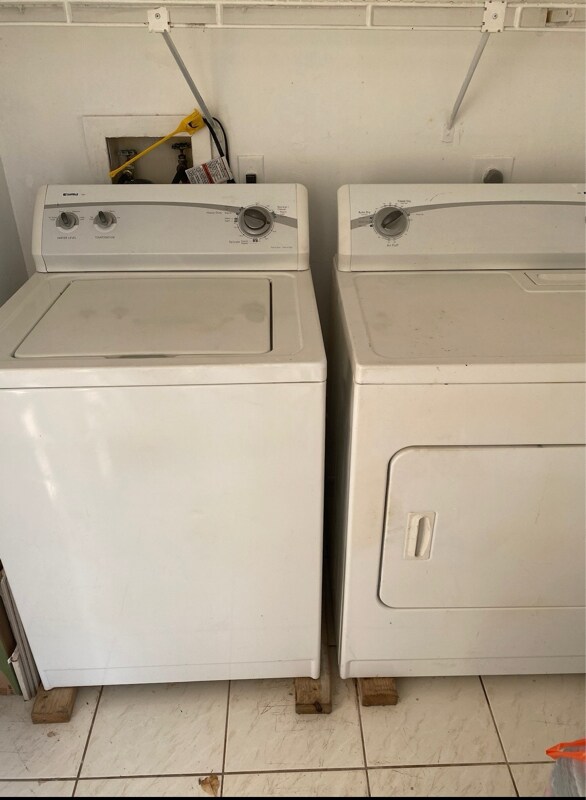 Building Photo - 9727 Hammocks Blvd