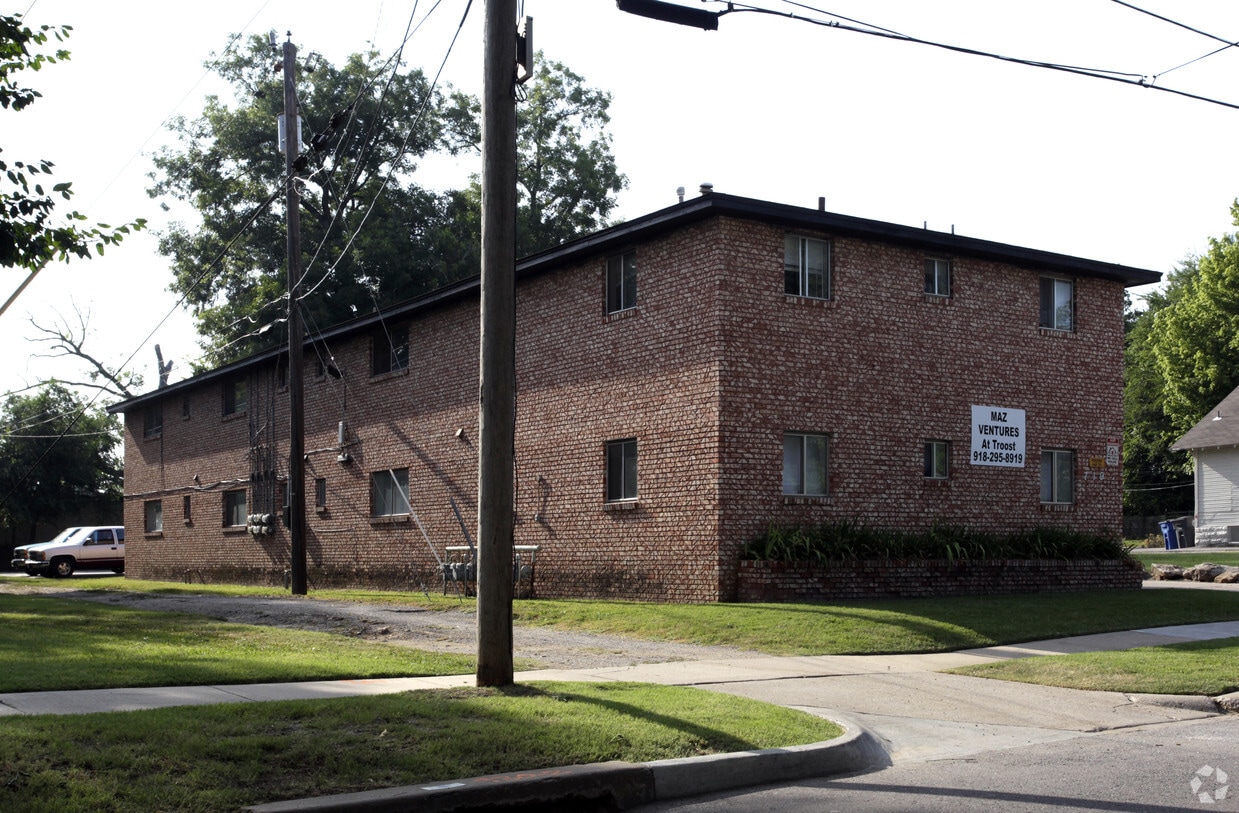 Building Photo - Maz Ventures at Troost