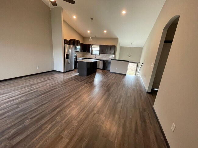 Building Photo - 12813/15 E Timber Lake Ct