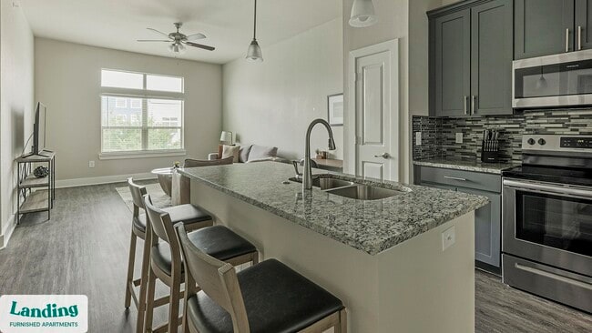 Building Photo - 18101 Point Lookout Dr