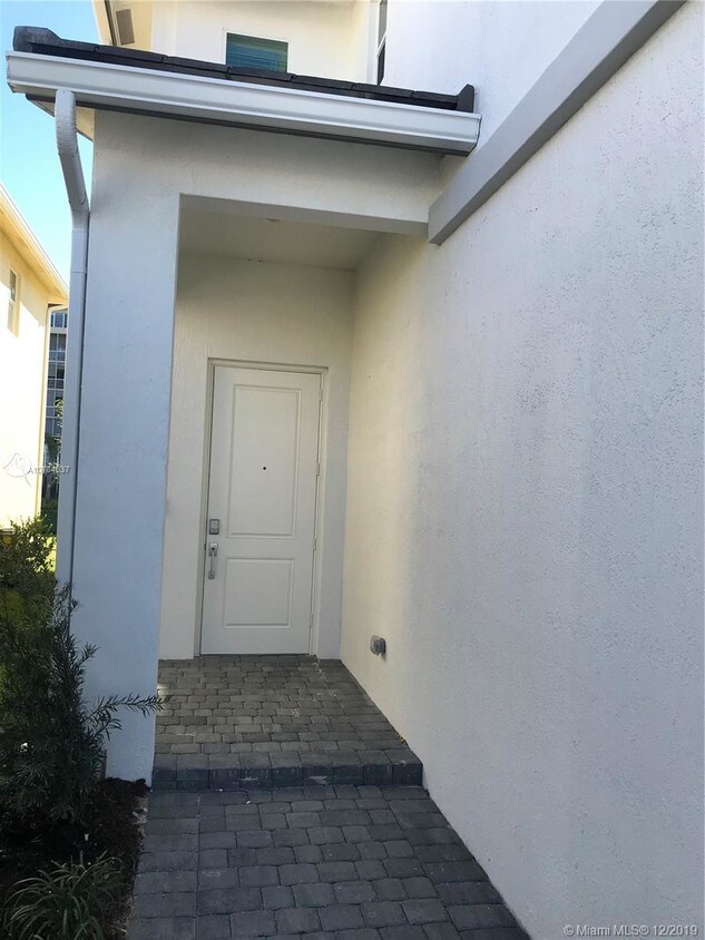 Foto principal - 4036 Veleiros Blvd