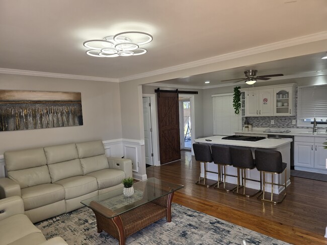 Foto del edificio - 3117 Smith Farm Rd