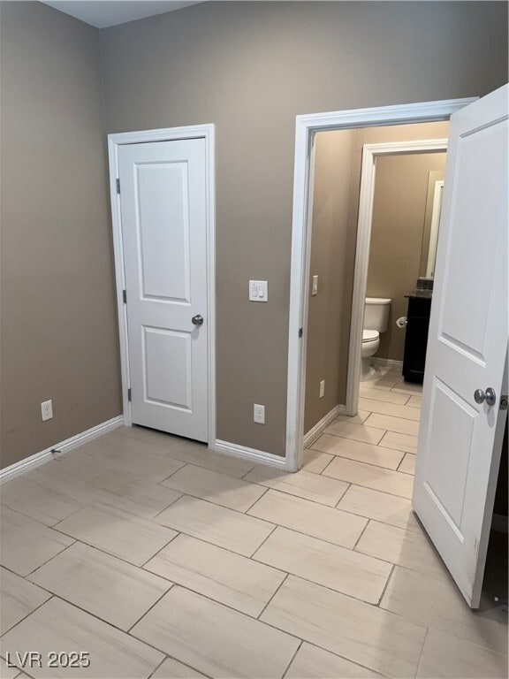 Building Photo - 921 Riverlawn Pl