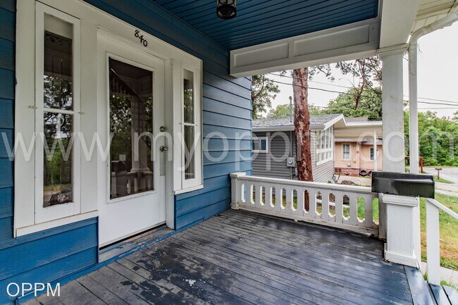 Building Photo - 3 br, 1.5 bath House - 840 Grace St