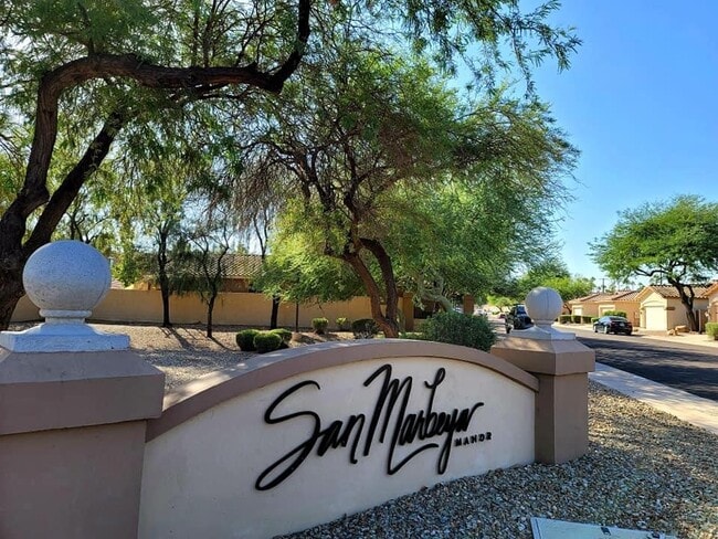 Private community / zip code is 85281 - 1079 E Susan Ln House