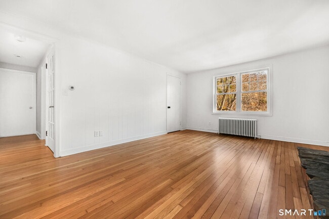 Building Photo - 85 Judd Rd