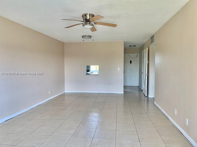 Foto del edificio - 4200 NW 3rd Ct