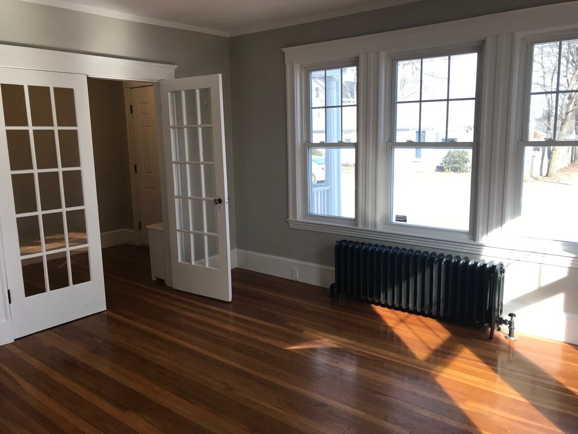Living Room - 57 W Milton St