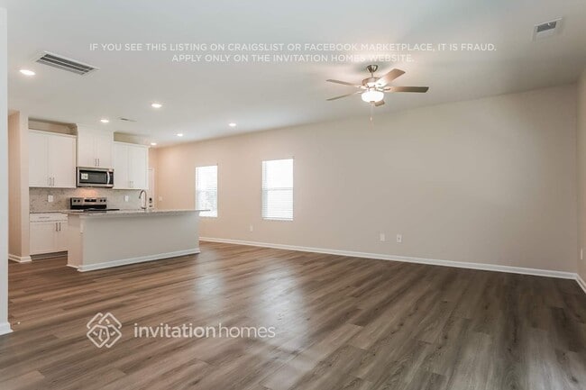 Building Photo - 907 Greenville Wy