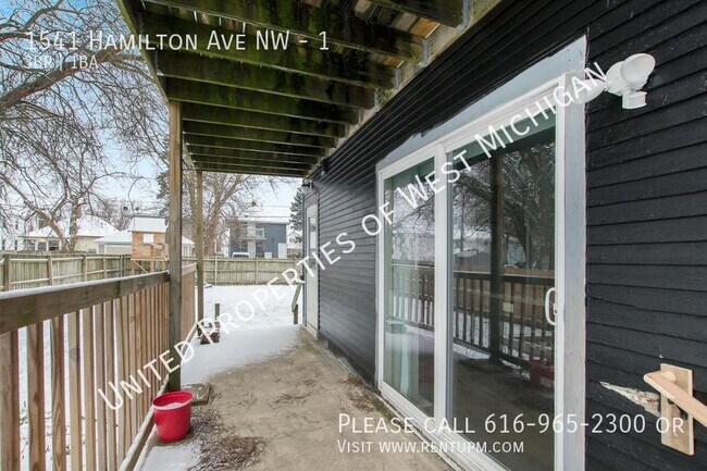 Building Photo - Tours Estimated to Begin 6/21 | Recently R...
