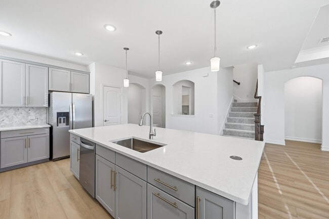 Foto del edificio - 4365 Knight St