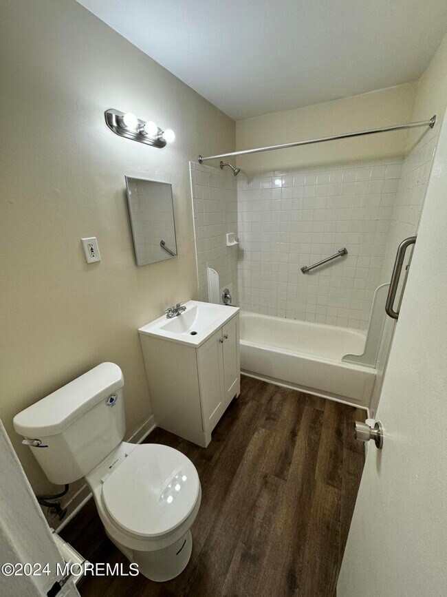 79 Stonehurst Blvd Unit H, Freehold, NJ 07728 Condo for Rent in