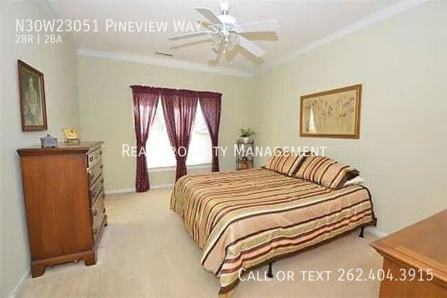 Foto del edificio - N30W23051 Pineview Way