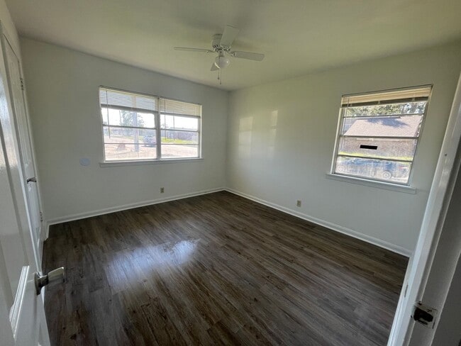 Building Photo - Home for rent in Lake Charles