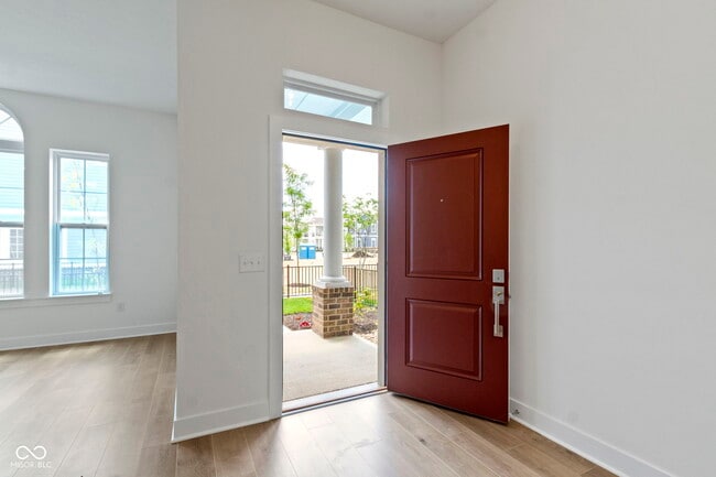Building Photo - 549 Gilder Dr