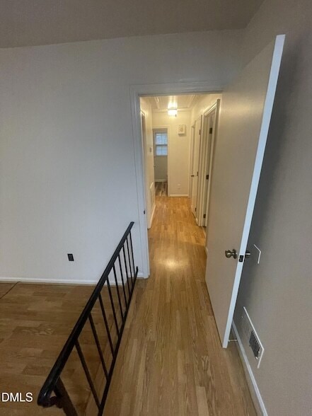 Foto del edificio - 7761 Brookdale Dr