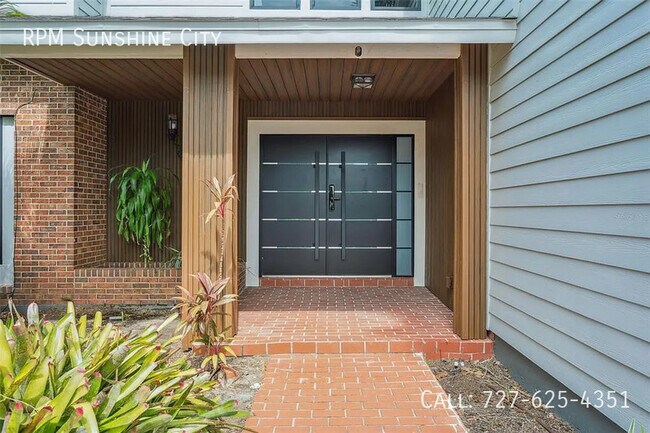 Foto del edificio - 769 Kingston Ct