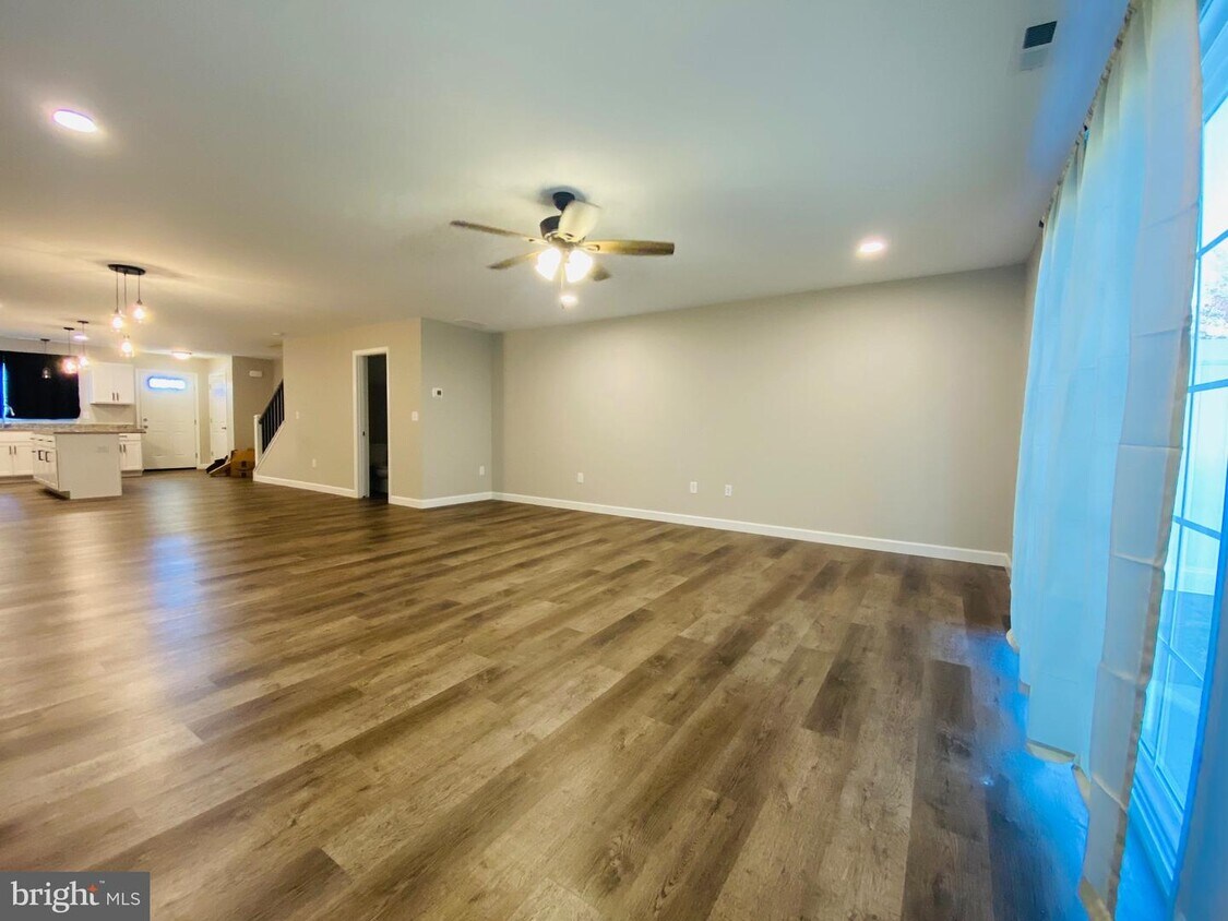 Foto principal - 109 NW 3rd St