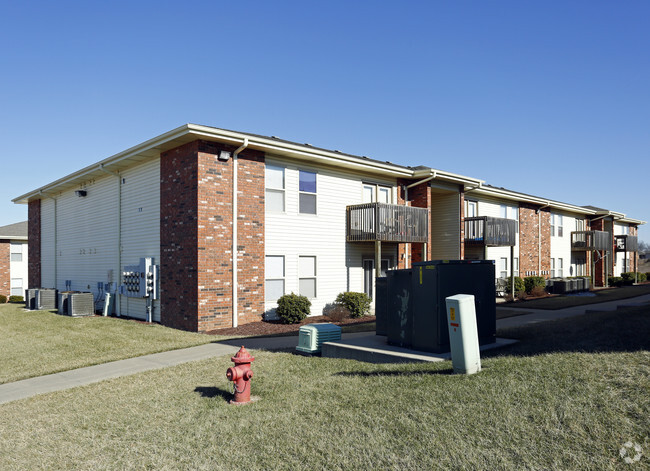 Building Photo - Ozark Mountain Apartments