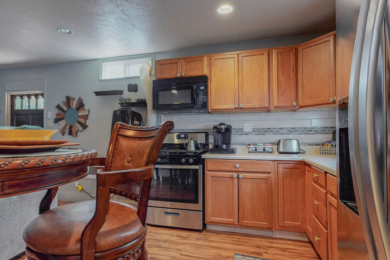 Foto principal - 2635 Monroe St NE
