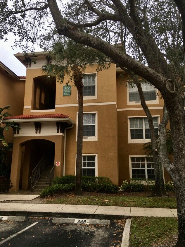 5056 Lantana Rd Unit 4203, Lake Worth, FL 33463 Condo for Rent in