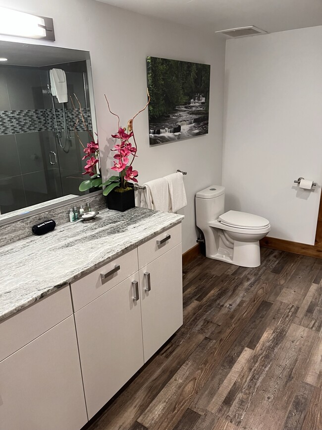 Building Photo - 75 Arling Center Ct